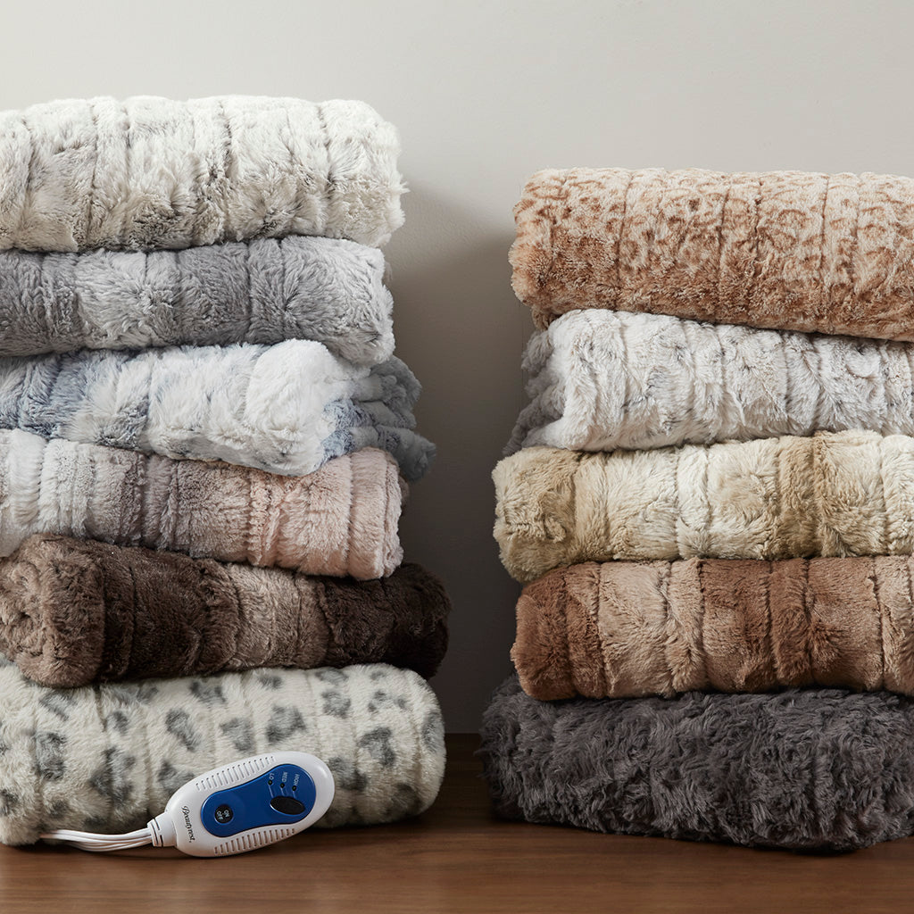 Zuri Oversized Faux Fur Heated Throw - Dark Grey