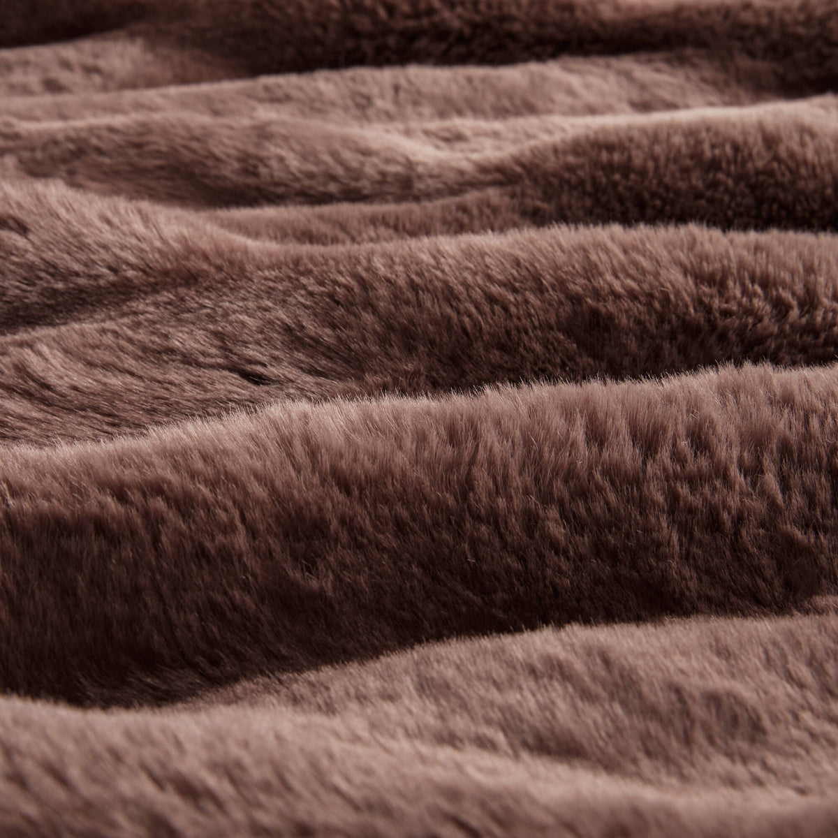 Vivienne Faux Fur Throw - Channel Brown