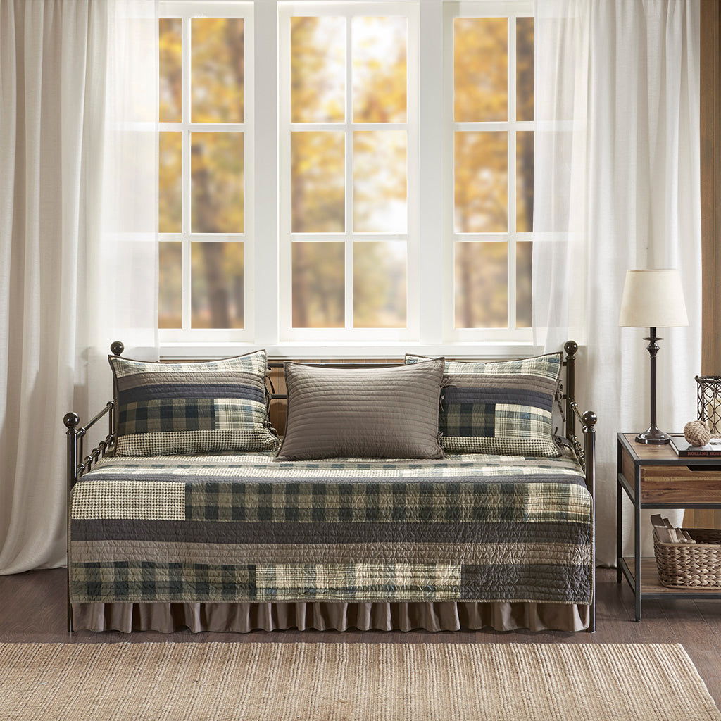 Winter Plains 5 Piece Day Bed Cover Set - Tan