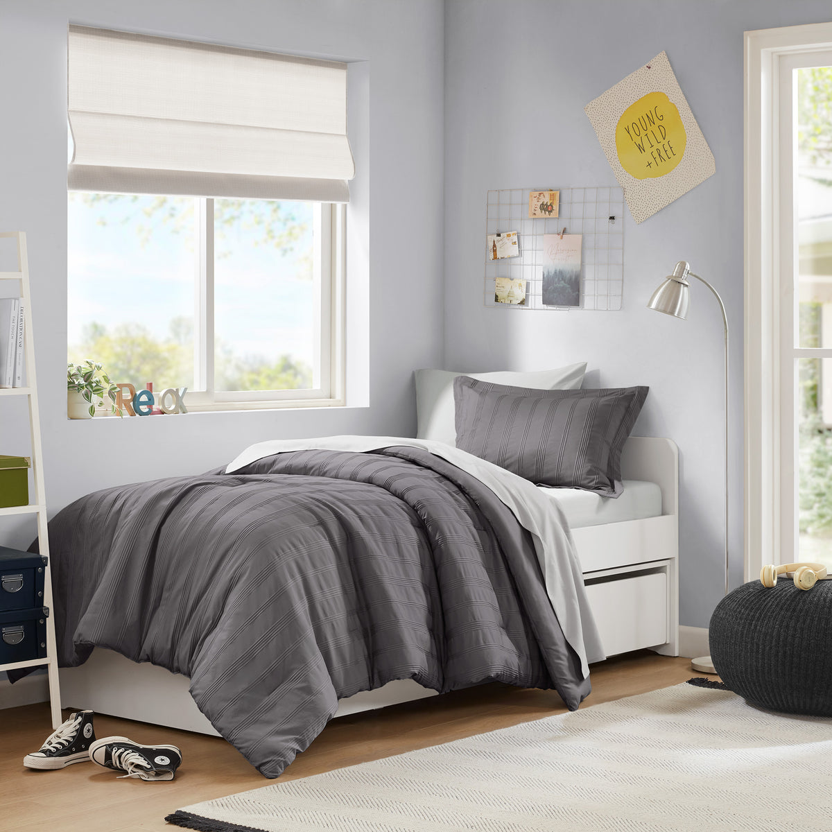 Logan Striped Reversible Pintuck Pleated Comforter Set - Charcoal