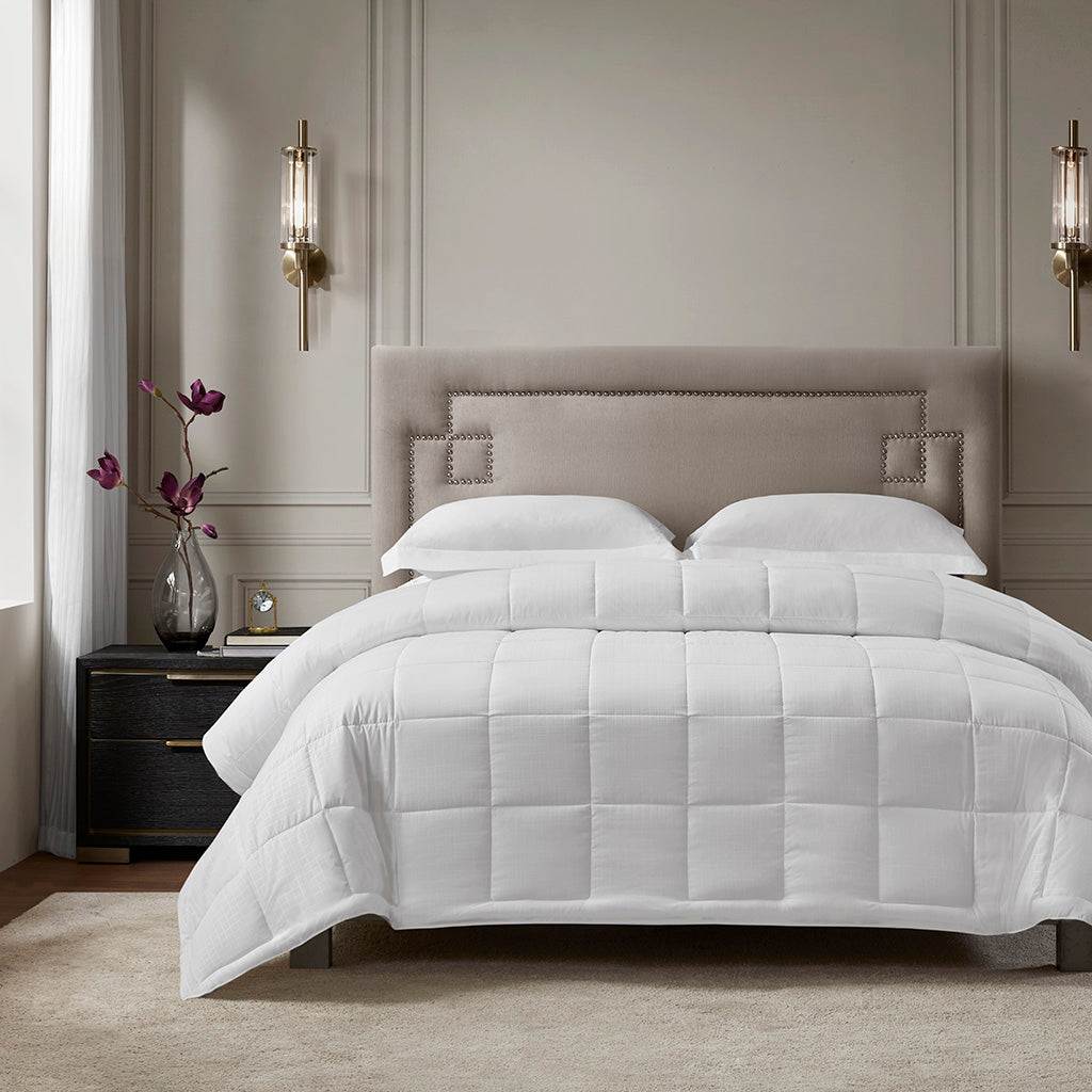 Everlux Blanket - White