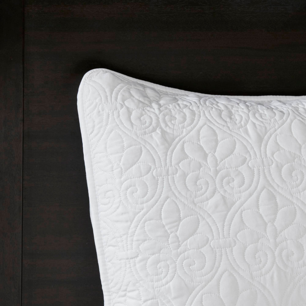 Quebec Reversible Bedspread Set - White