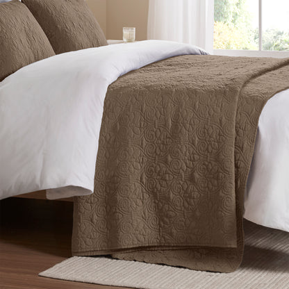 Quebec Reversible Bedspread Set - Mocha