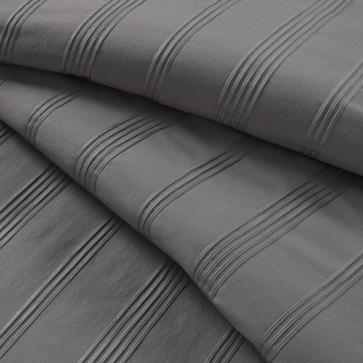 Logan Striped Reversible Pintuck Pleated Comforter Set - Charcoal