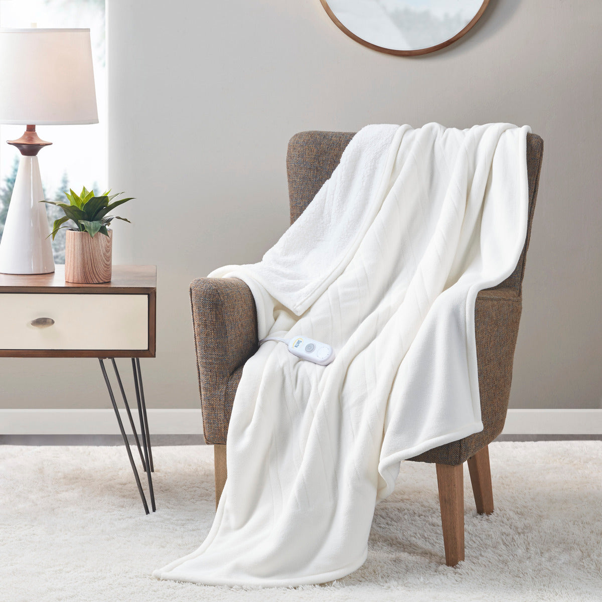 Fleece to Sherpa Heated Throw - Ivory