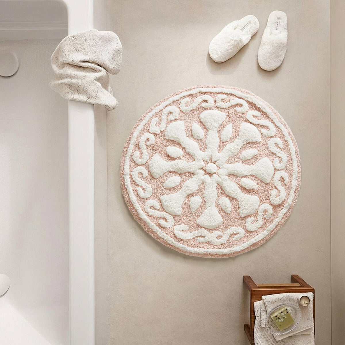 Casablanca Medallion Cotton Tufted Bath Rug - Pink