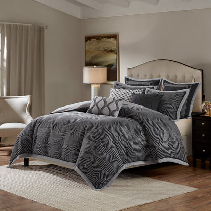 Shades of Serenity Jacquard Comforter Set - Black