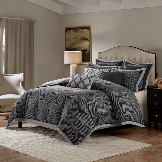 Shades of Serenity Jacquard Comforter Set - Black