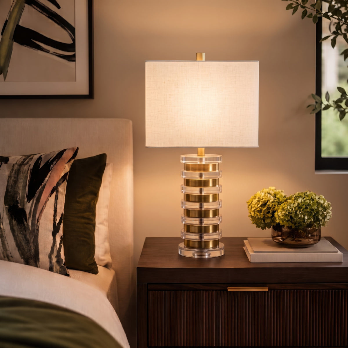 Elowen Acrylic Disc Table Lamp - Gold/Clear