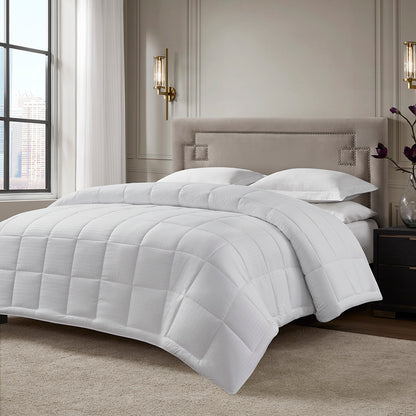 Everlux Blanket - White