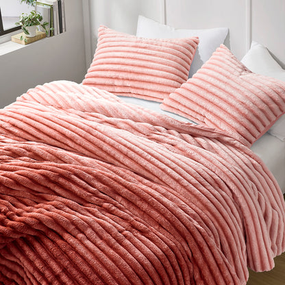 Avril Fluffy Ribbed Plush Comforter Set - Blush Ombre