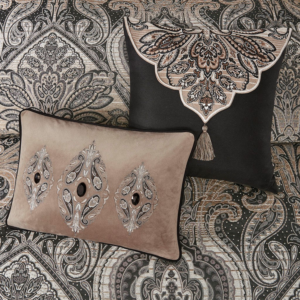 Grandover Jacquard Comforter Set
