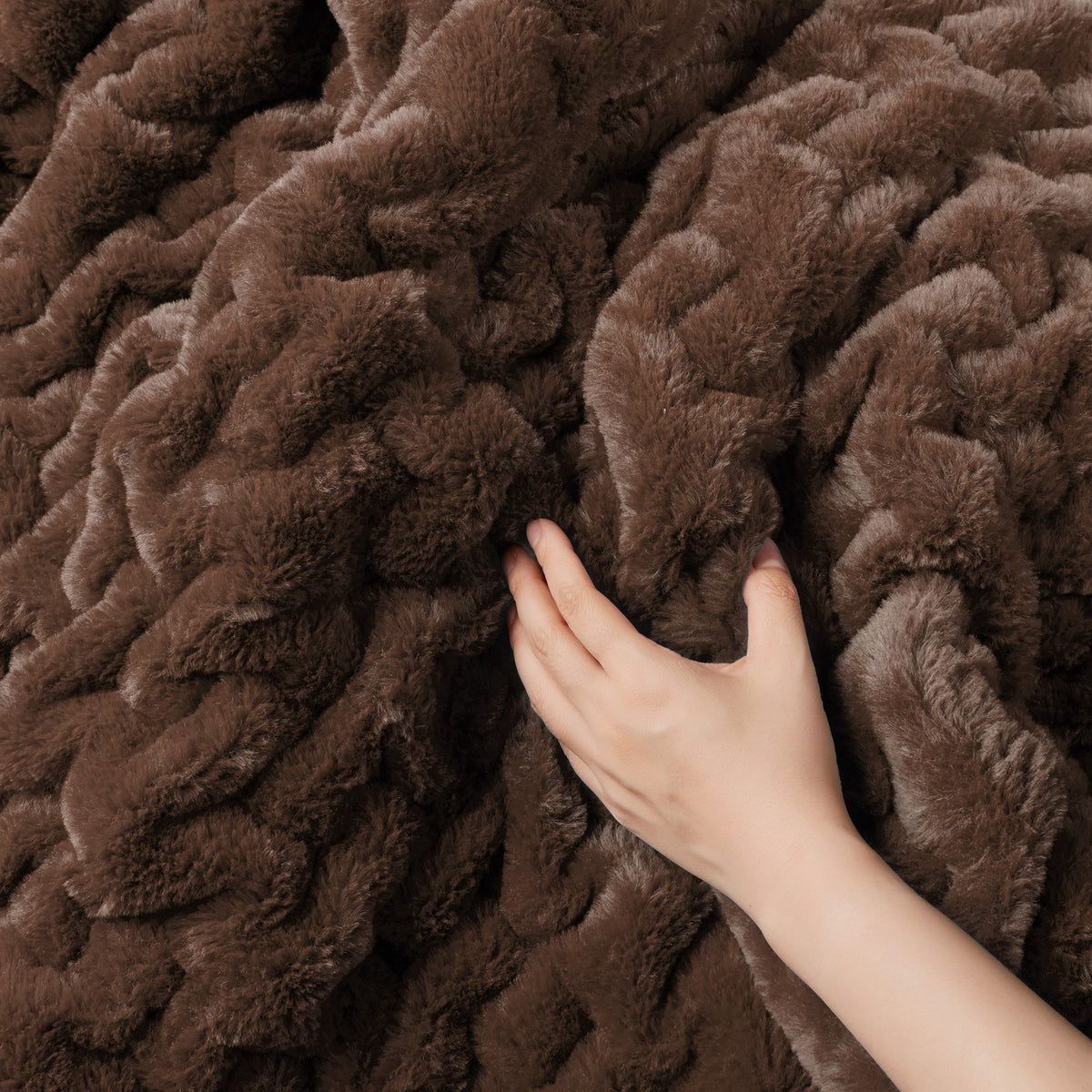 Ruched Fur Throw - Brown