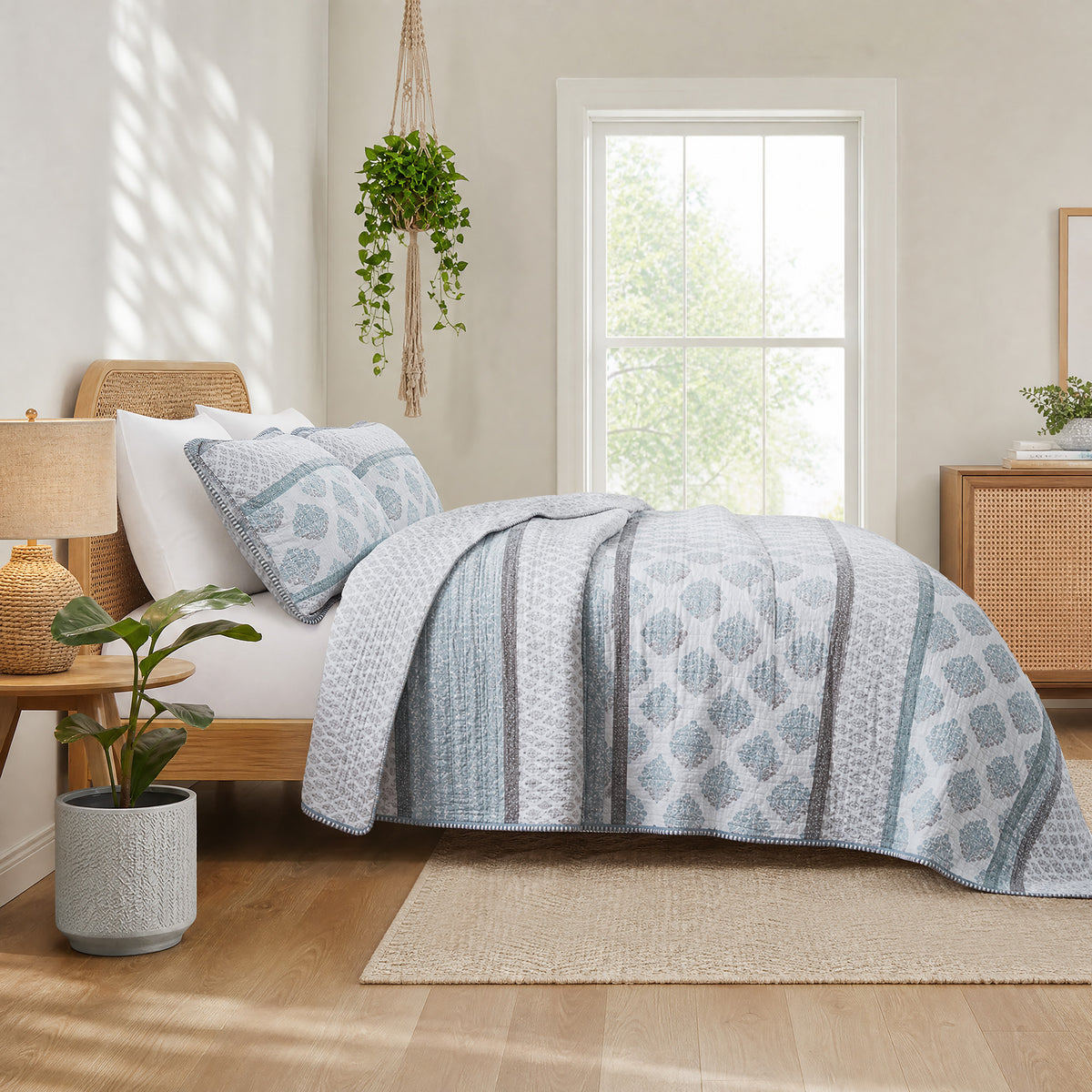 Surya Quilt Set - Aqua