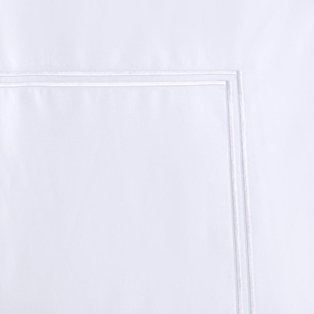 500 Thread Count Luxury Collection 100% Cotton Sateen Embroidered Comforter Set - White/White