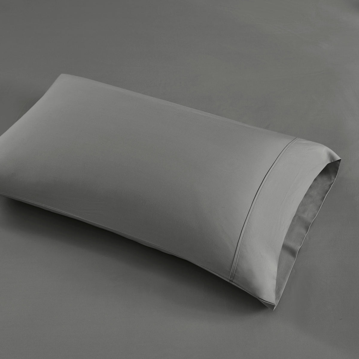 1000 Thread Count HeiQ Smart Temperature Cotton Blend 4 PC Sheet Set - Charcoal