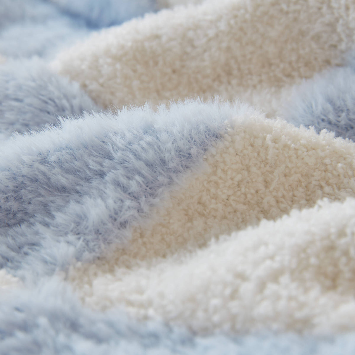 Checkerboard Feathersoft Fur Knit Throw - Blue
