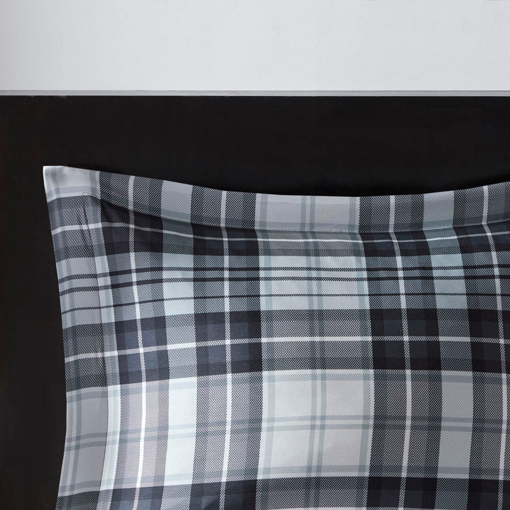 Parkston 3M Scotchgard Down Alternative All Season Comforter Set - Black/White