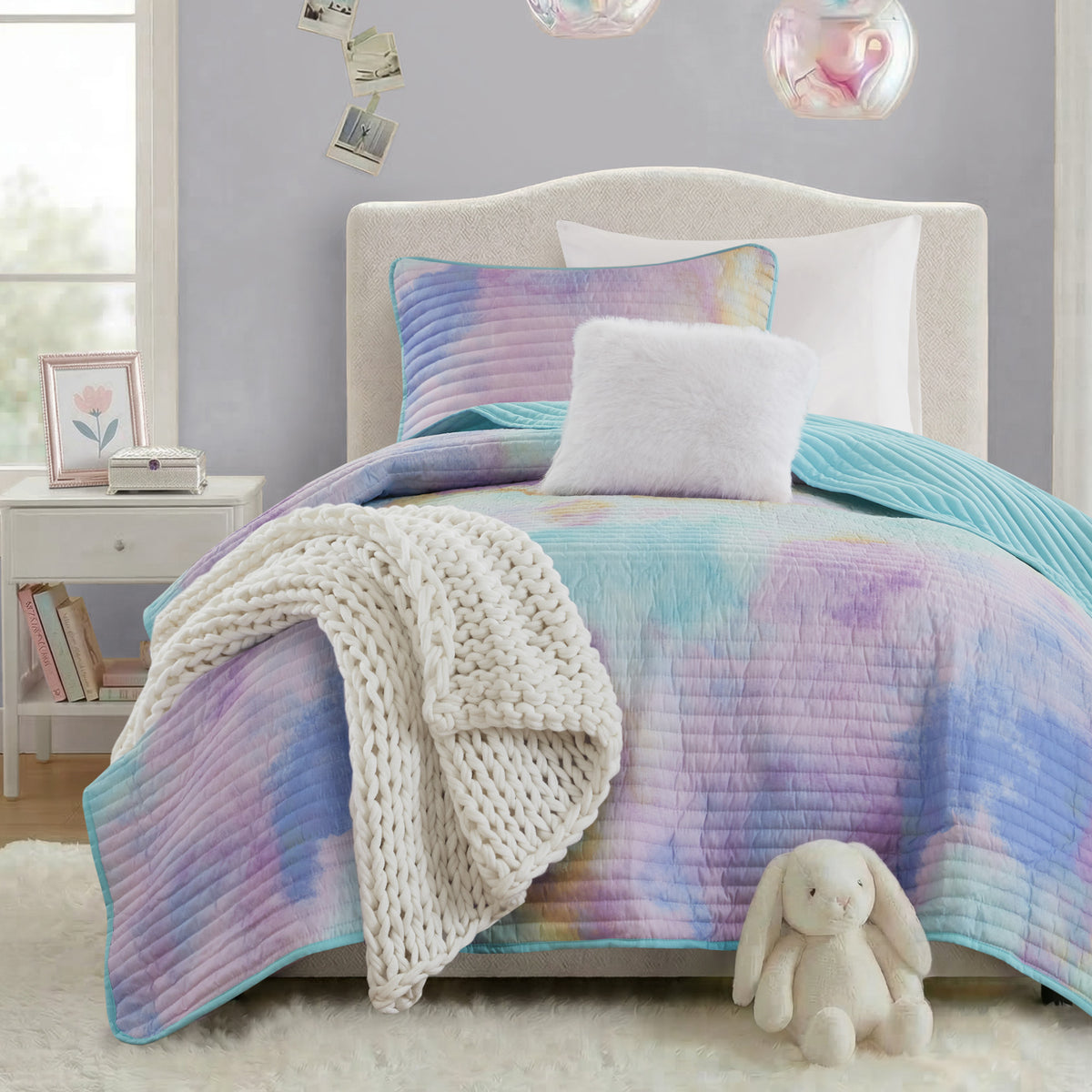 Cassiopeia Watercolor Tie Dye Printed Quilt Set with Throw Pillow - Aqua
