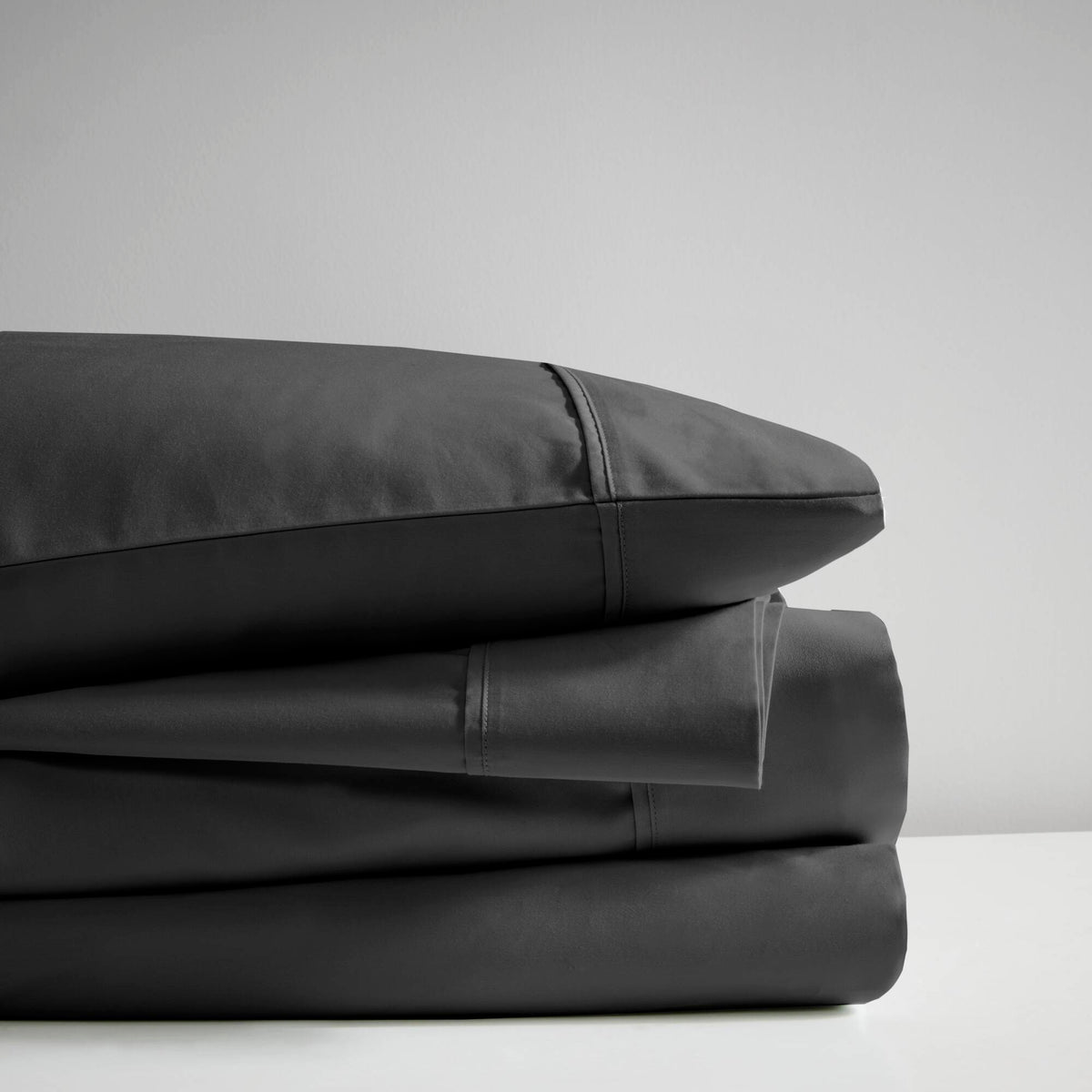 600 Thread Count Cooling Cotton Blend 4 PC Sheet Set - Black