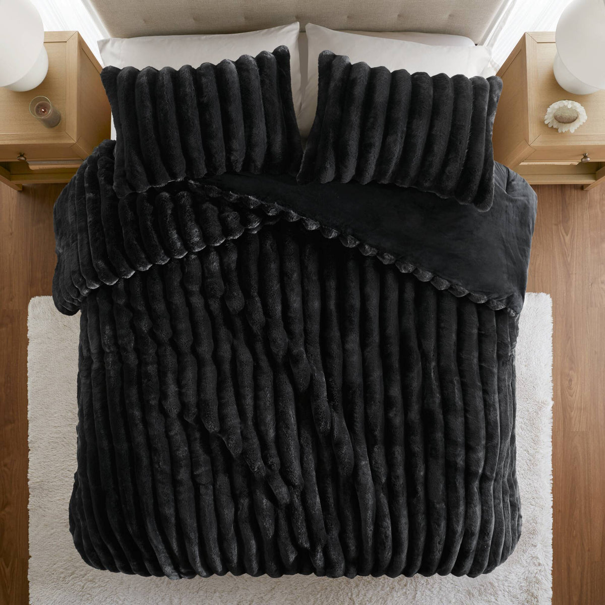 Jasmine 3 Piece Faux Fur Comforter Set - Black