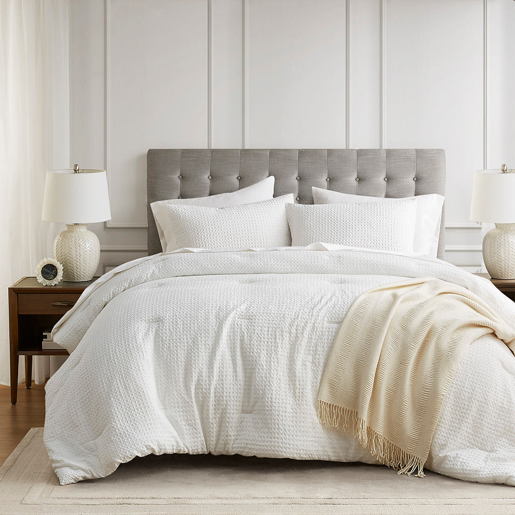 Mina Weave Comforter - White