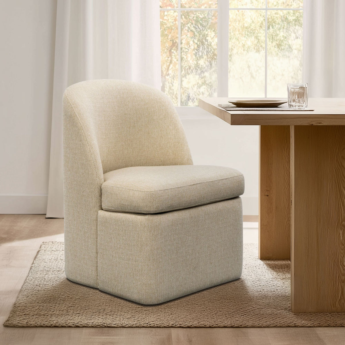 Lyra Dining Chair with castors - Taupe
