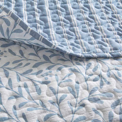 Darcy 3 Piece Print Quilt Set - Blue