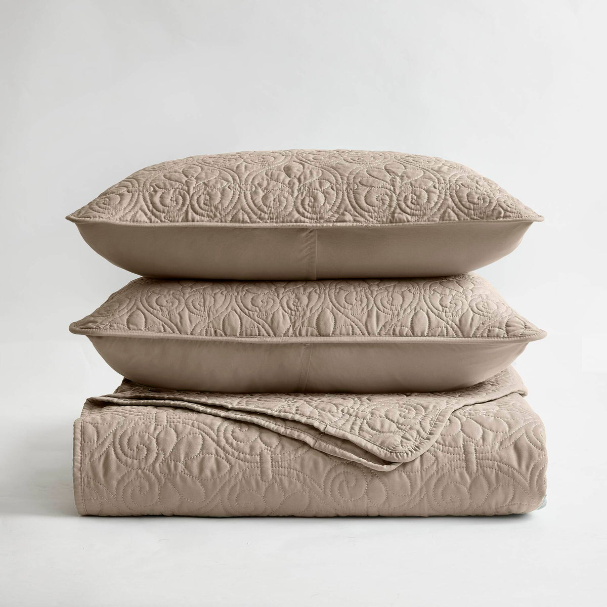 Quebec Reversible Quilt Set - Khaki