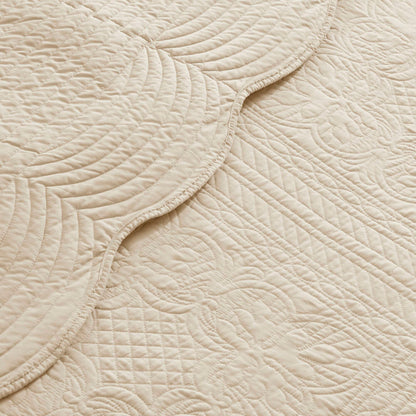 Tuscany 3 Piece Reversible Scalloped Edge Quilt Set - Cream