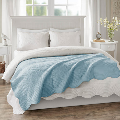 Tuscany Oversized Quilted Throw with Scalloped Edges - Blue