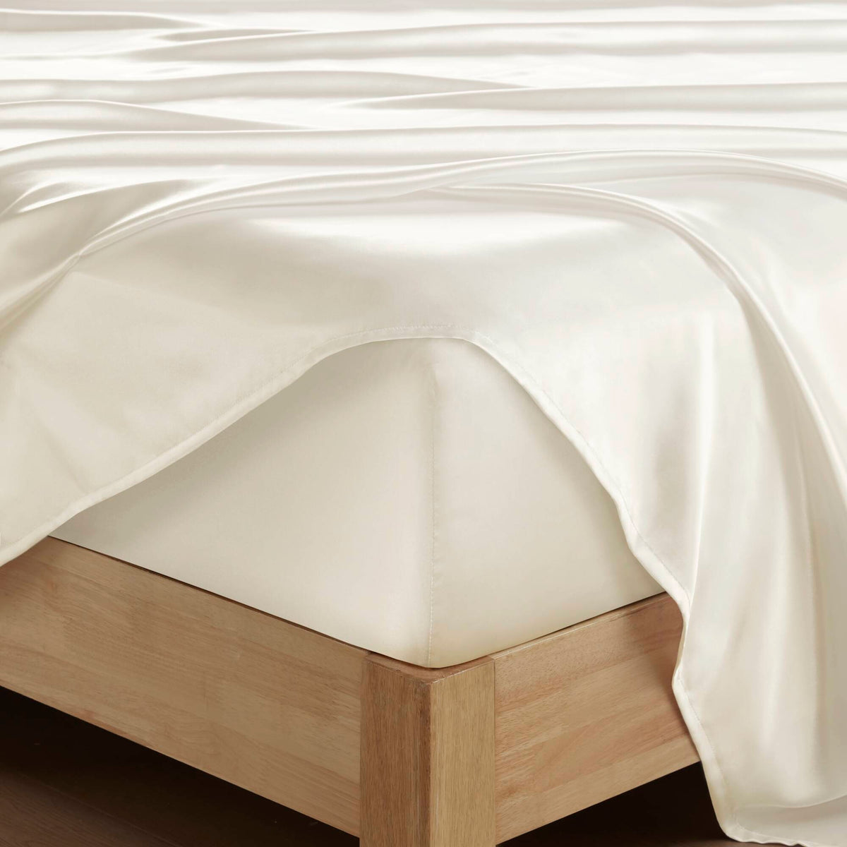 Satin Luxury Sheet Set - Ivory