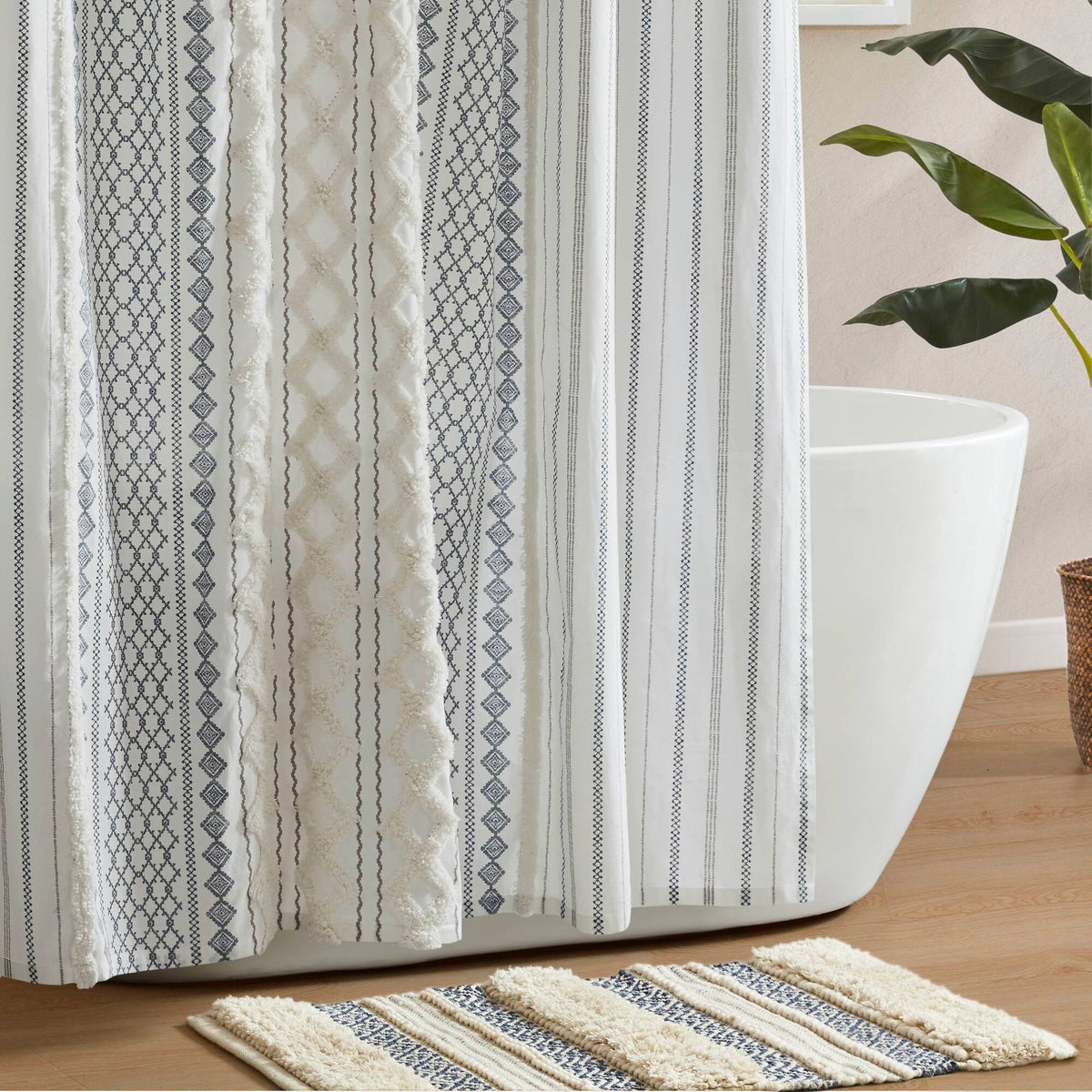 Imani Cotton Printed Shower Curtain with Chenille - White/Navy