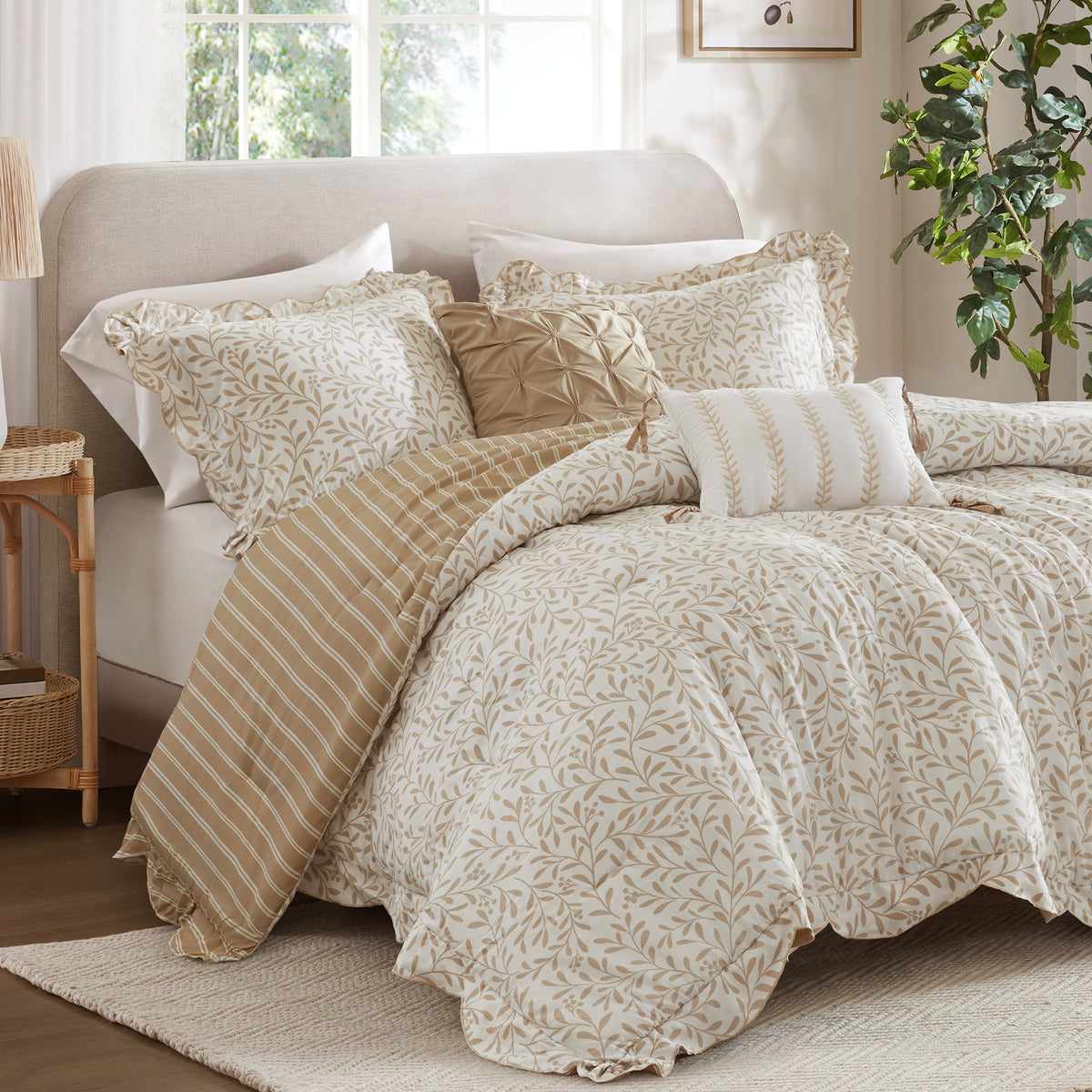 Darcy 5 Piece Print Comforter Set - Tan