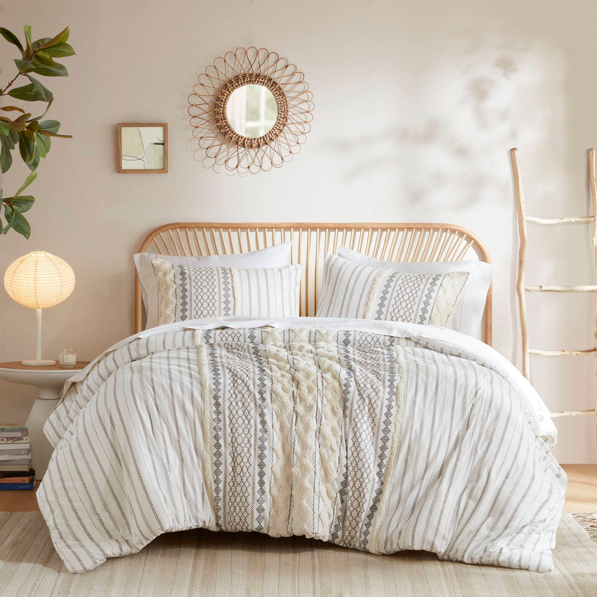 Imani Cotton Printed Comforter Set with Chenille - Ivory