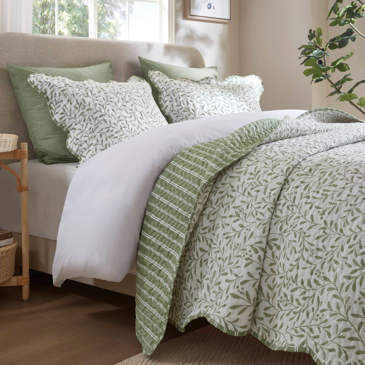 Darcy 3 Piece Print Quilt Set - Sage Green