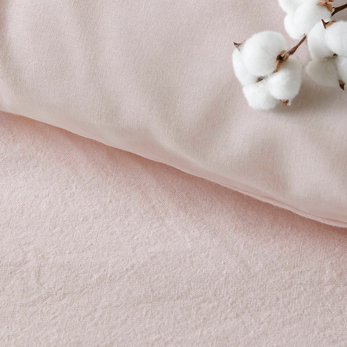Callie Cotton Jacquard Pom Pom Comforter Set - Pink Multi