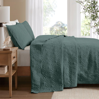 Quebec Reversible Bedspread Set - Balsam Green