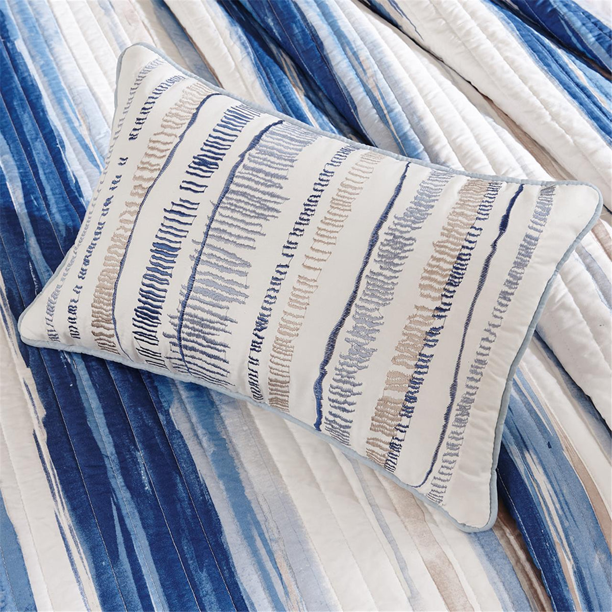 Marina 6 Piece Printed Quilt Set with Throw Pillows - Blue