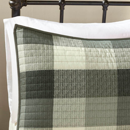 Ridge 6 Piece Printed Herringbone Quilt Set with Throw Pillows - Grey