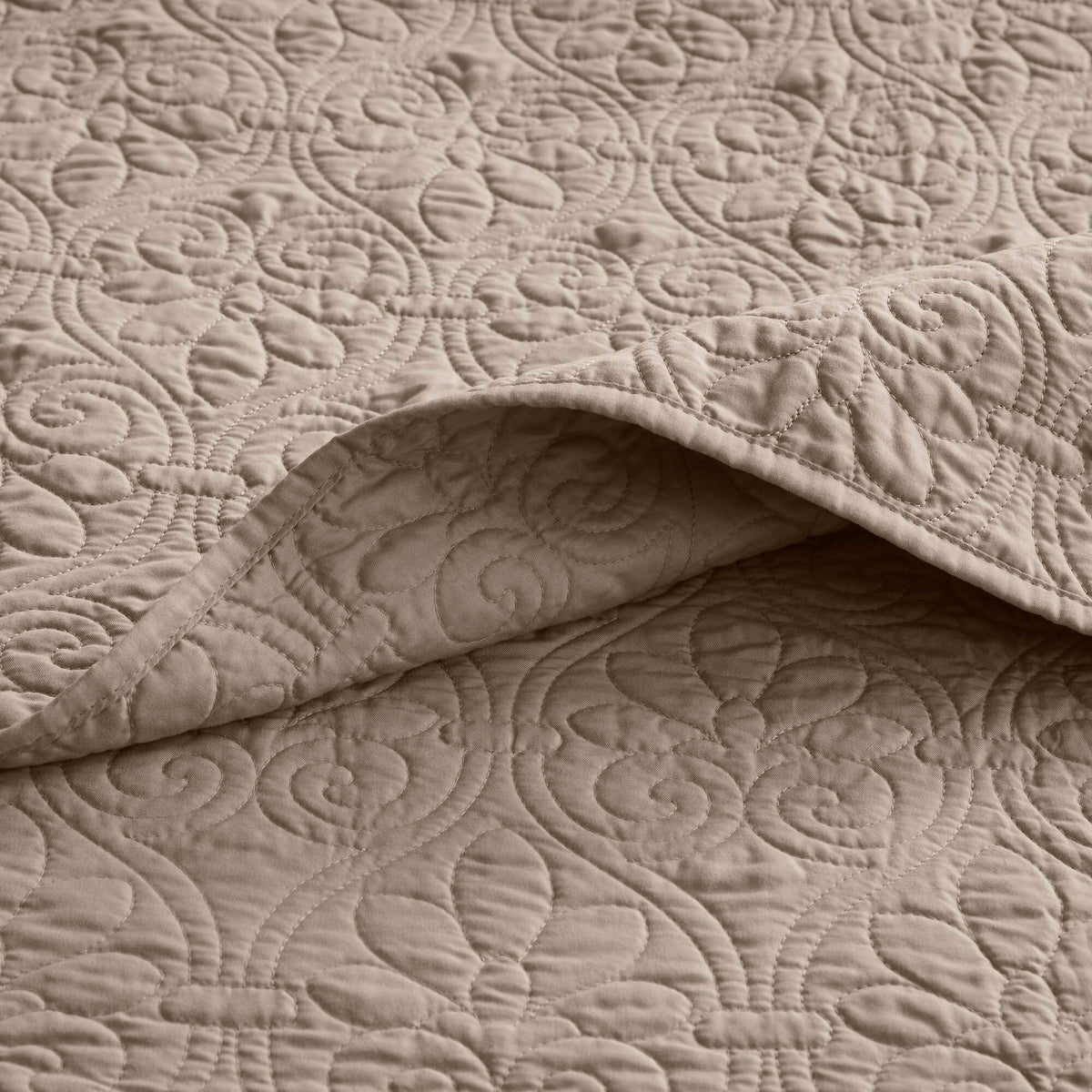 Quebec Reversible Bedspread Set - Khaki