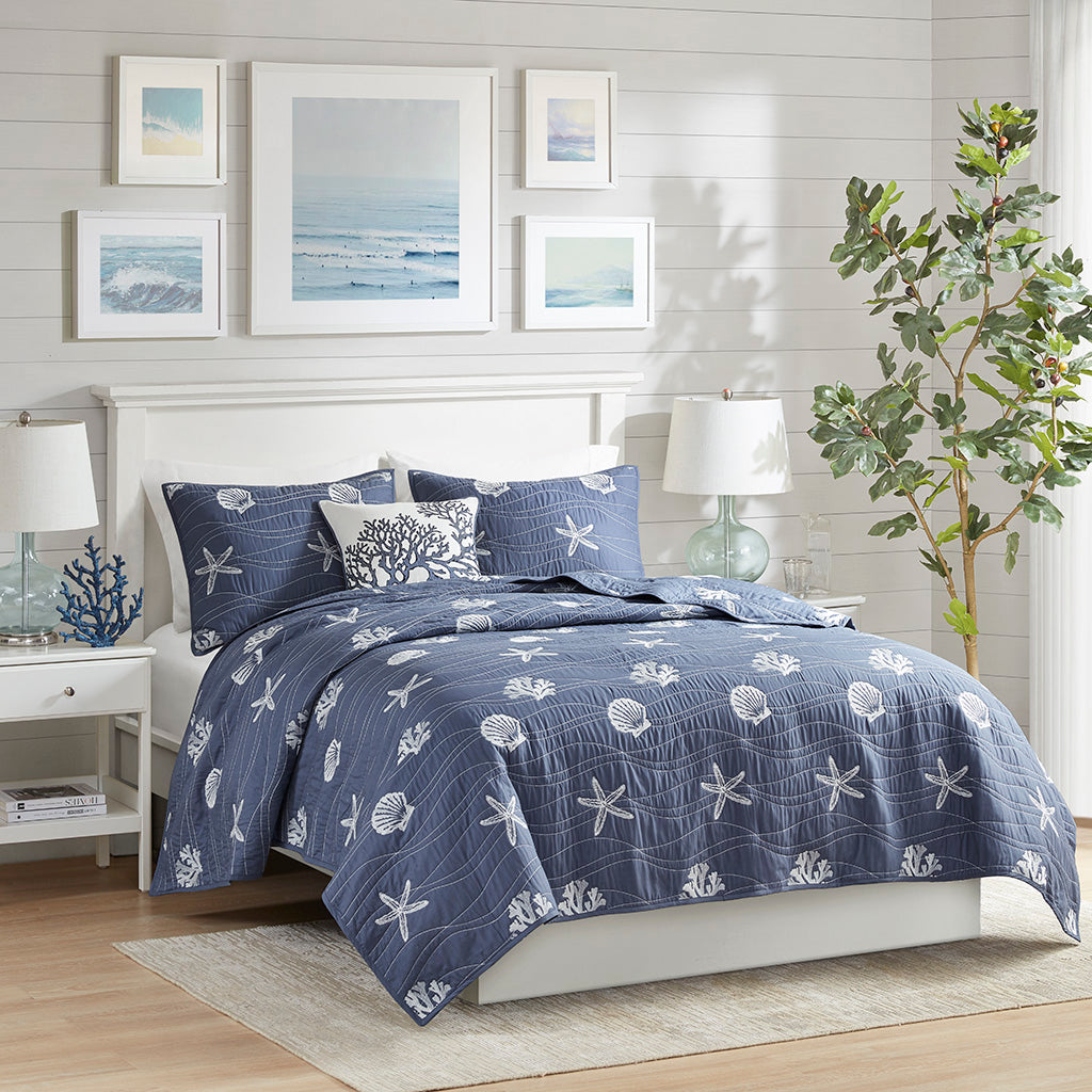 Seaside 4 Piece Cotton Reversible Embroidered Quilt Set with Throw Pillow - Navy
