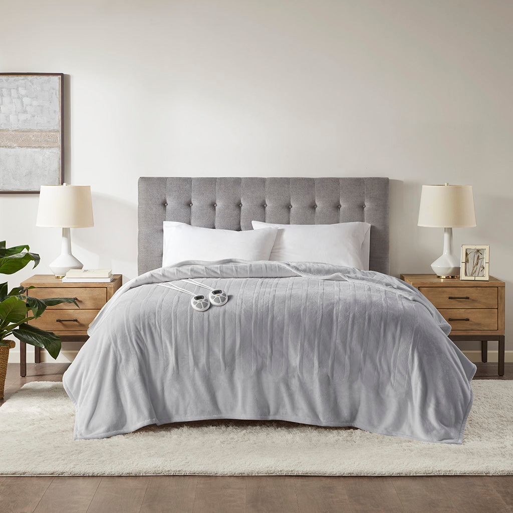 Plush Heated Blanket - Light Grey