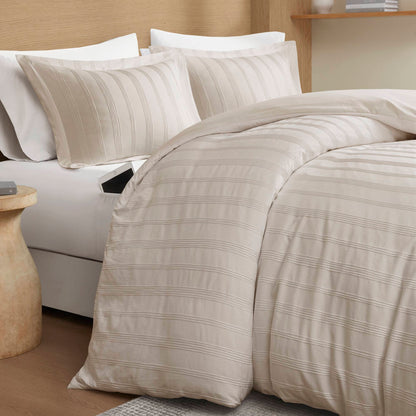 Logan Striped Reversible Pintuck Pleated Duvet Set - Neutral