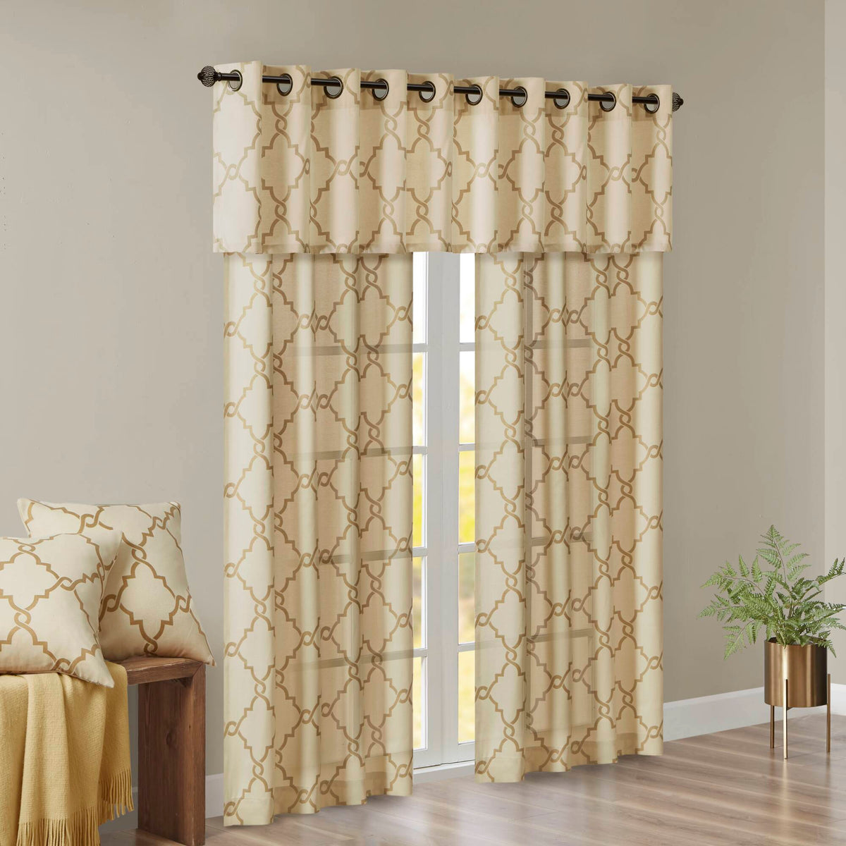 Saratoga Fretwork Print Grommet Top Window Valance - Beige/Gold