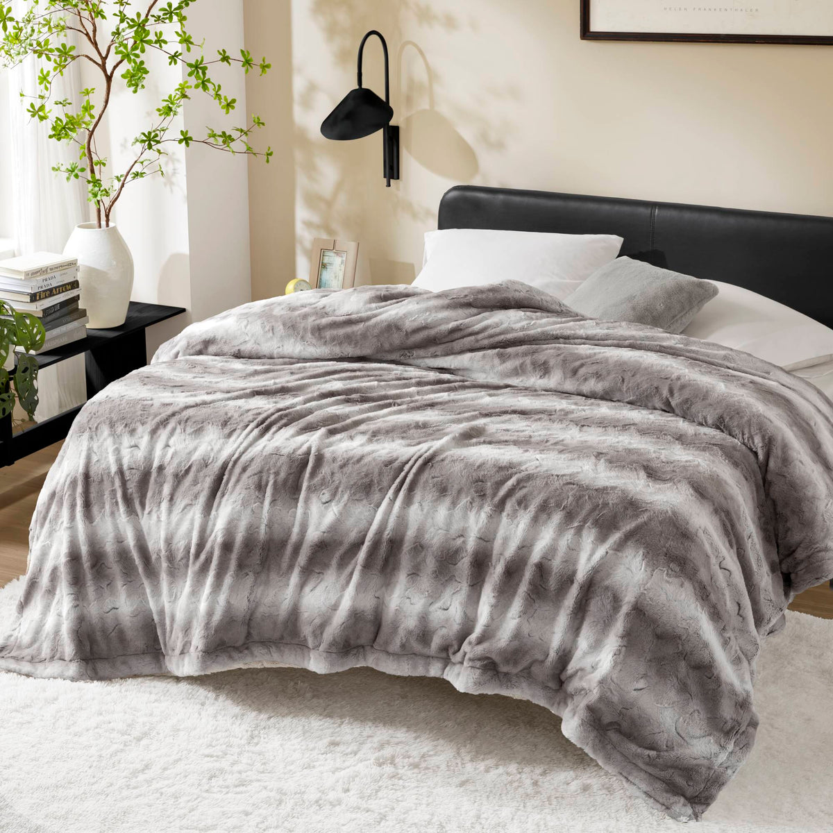 Zuri Faux Fur Blanket - Grey