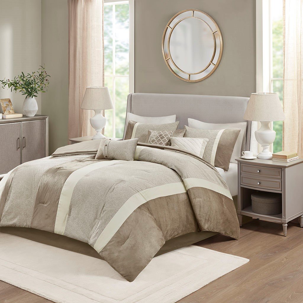 Chicago 7-Piece Comforter Set Comforter Sets By Olliix/JLA HOME (E & E Co., Ltd)