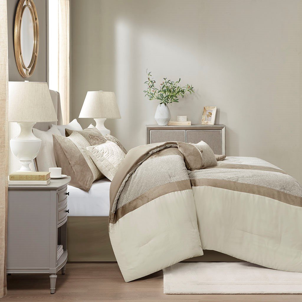 Chicago 7-Piece Comforter Set Comforter Sets By Olliix/JLA HOME (E & E Co., Ltd)