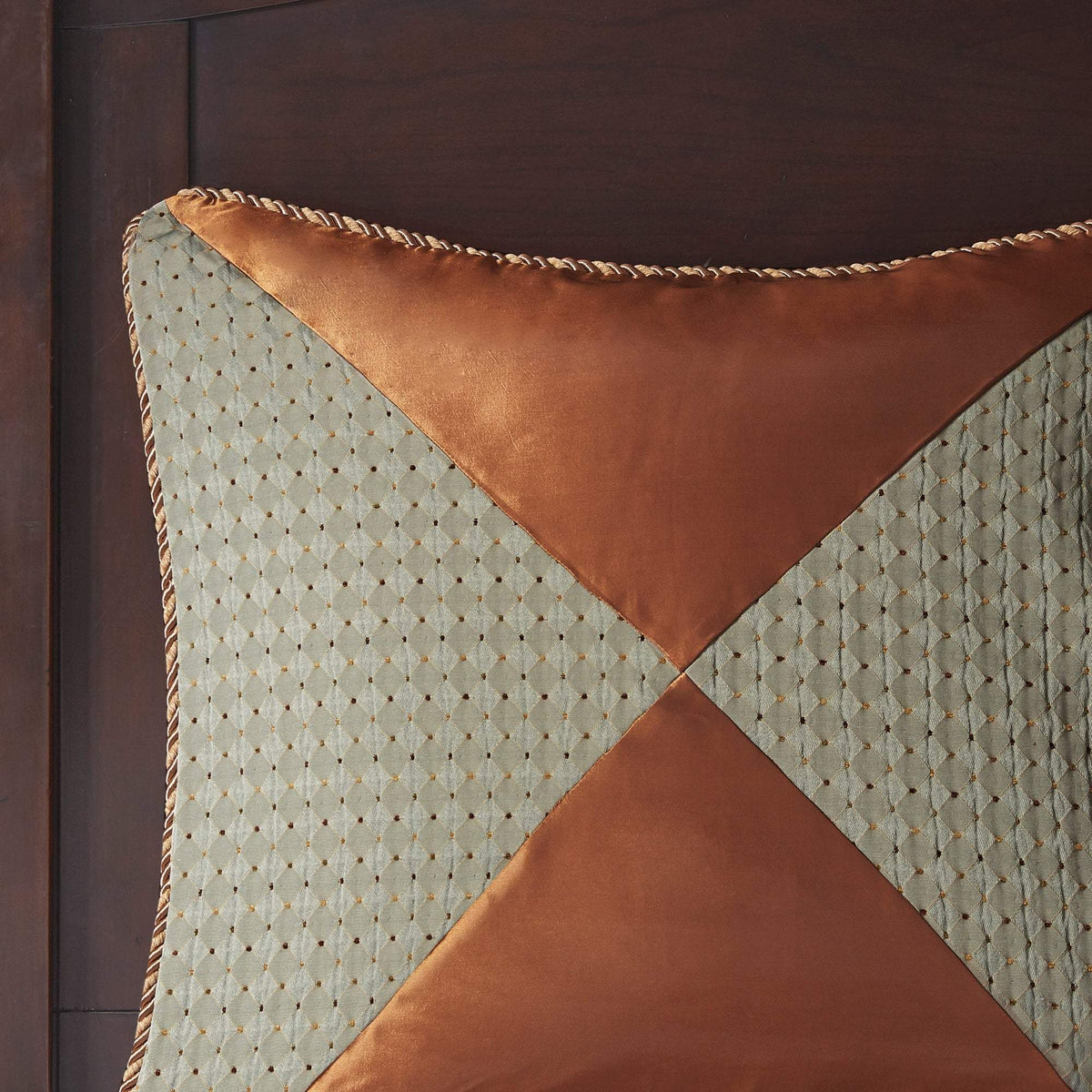 Canovia Springs Brown 10-Piece Comforter Set Comforter Sets By Olliix/JLA HOME (E & E Co., Ltd)