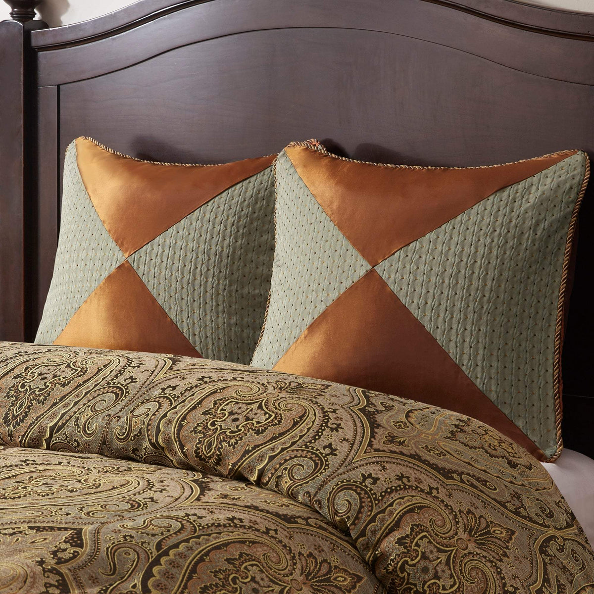 Canovia Springs Brown 10-Piece Comforter Set Comforter Sets By Olliix/JLA HOME (E & E Co., Ltd)